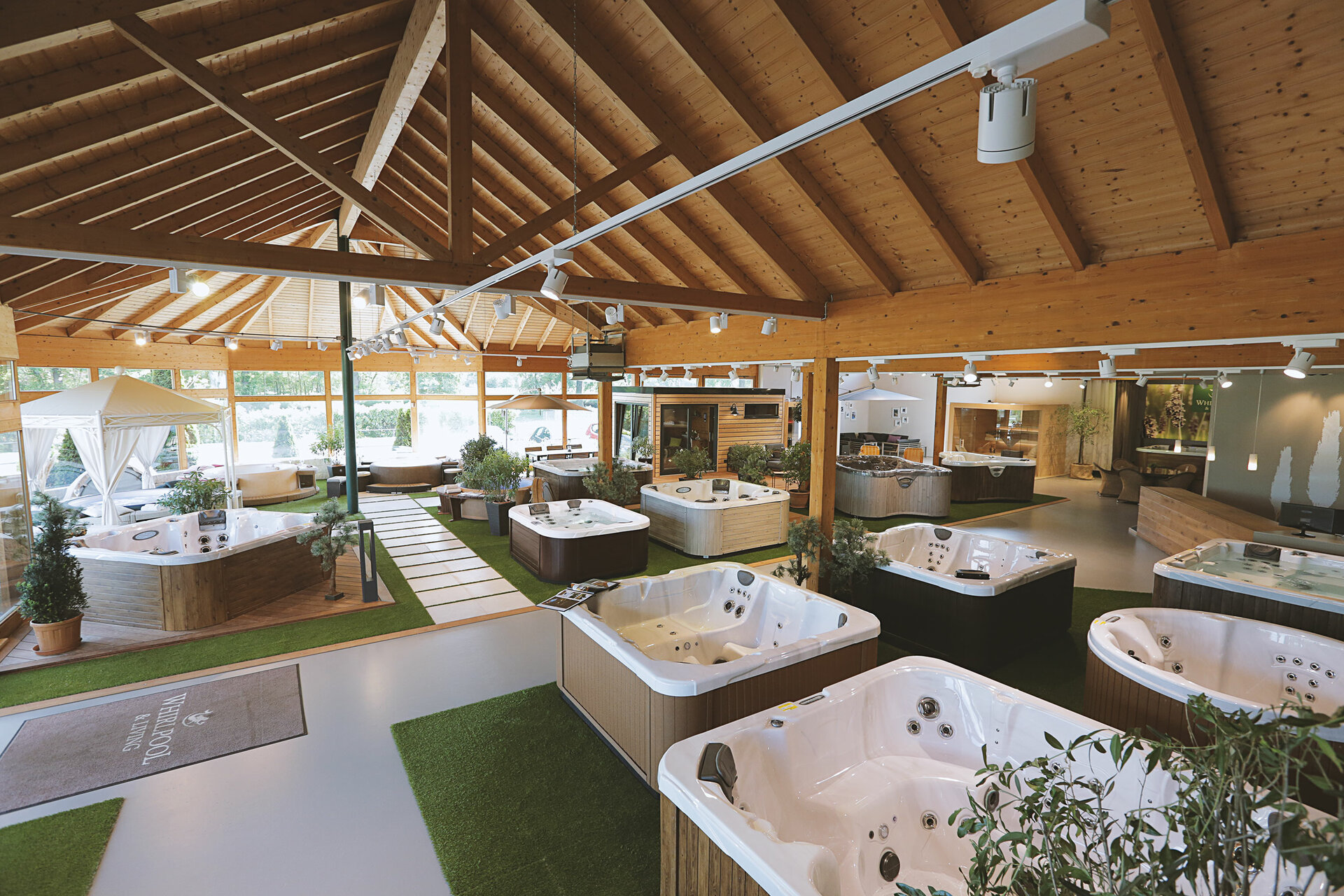 Outdoor-Whirlpool Softub Sportster - Whirlpool Ausstellung Posthausen