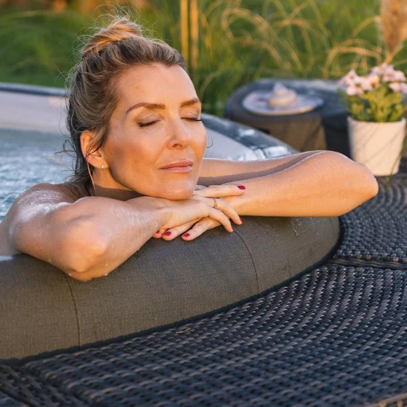 Whirlpool-5/8-Umrandung für Softub LEGEND - Polyrattan - stone