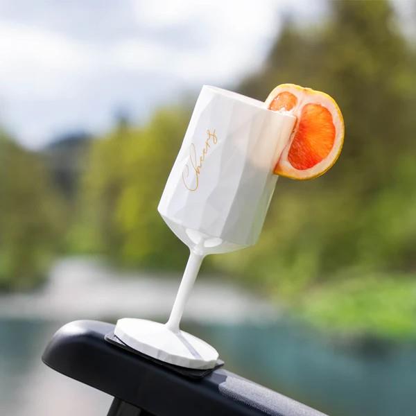 Silwy Magnet-Kunststoffglas CHEERS mit Nano-Gel-Pad - Sicher und Flexibel