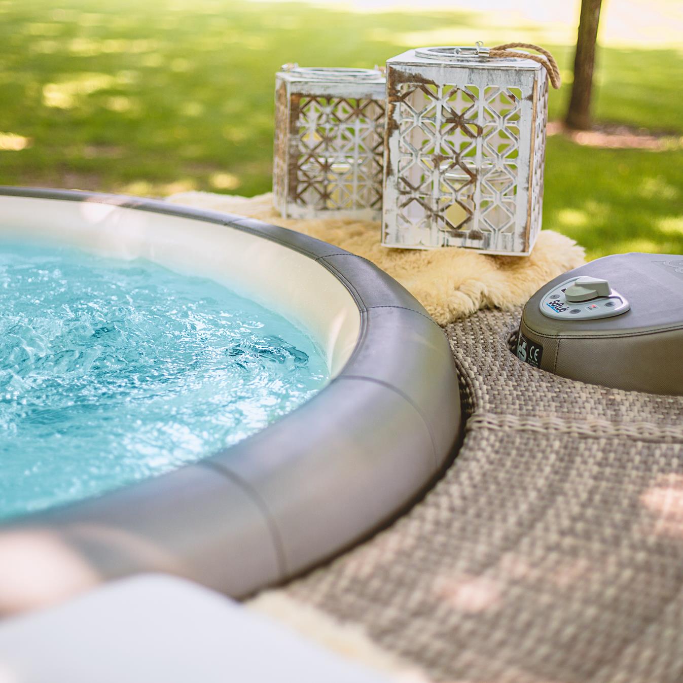 Softub Whirlpool POSEIDON X für 5-6 Pers. - Ø 200 cm - 1130 l - sand tweed pearl